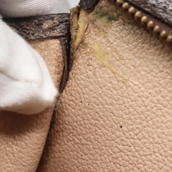 LOUIS VUITTON Monogram Posh Toilette 19 Pouch - Picture 9 of 16